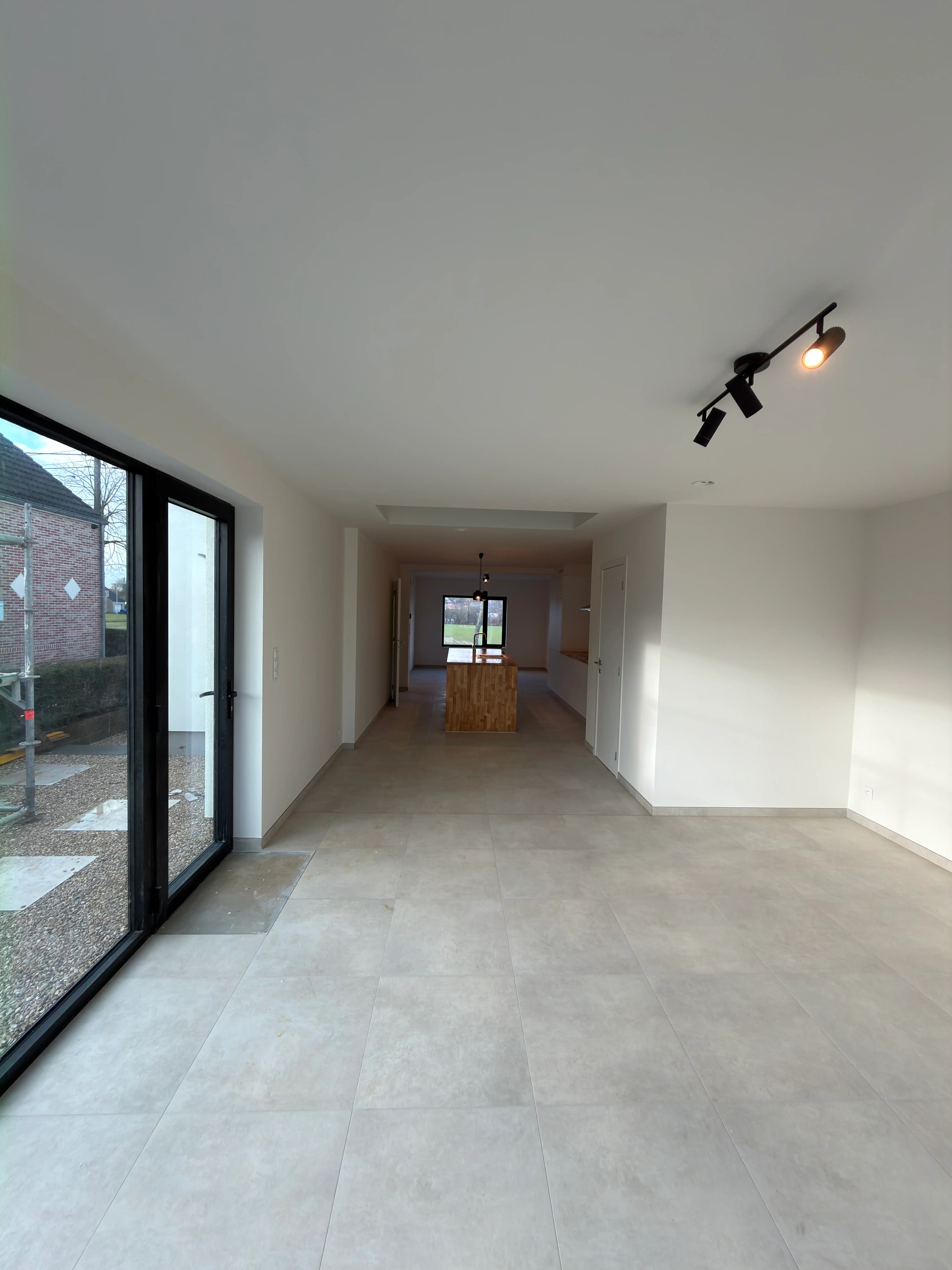 Na renovatie met isolatie, dakraam en afwerking